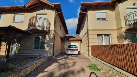 Eladó Ház 2030 Érd Szilfa utca