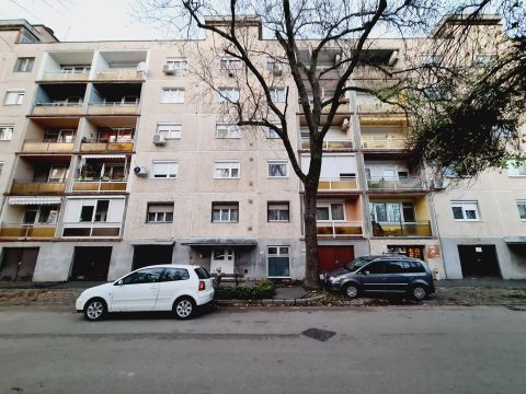 Eladó Lakás 5600 Békéscsaba 