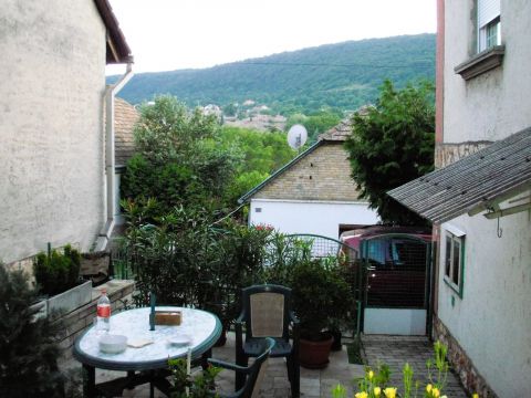 Eladó Ház 2834 Tardos Központi részen