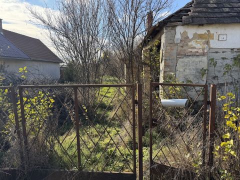 Eladó Telek 8161 Ősi 