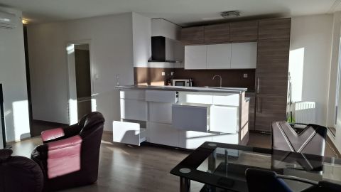 Kiadó Lakás 1139 Budapest 13. kerület KIADÓ 2 szobás, teraszos lakás a Teve utcában