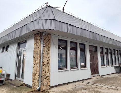 Eladó Ipari 2000 Szentendre 