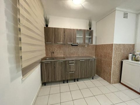 Kiadó Lakás 6000 Kecskemét Szolnoki út