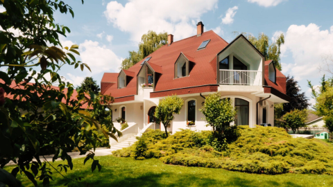 Eladó Ház 1188 Budapest 18. kerület , Egyedi tervezésű medencés családi ház