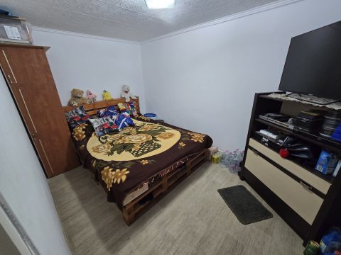 Eladó Ház 8000 Székesfehérvár 73 nm-es, jó állapotú ház, Feketehegyen 