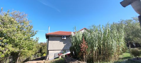 Eladó Ház 2051 Biatorbágy Panorámás otthon nagy telekkel Szarvashegyen!