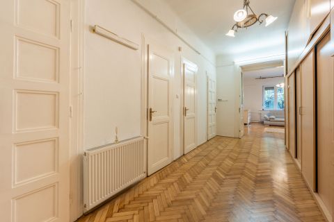 Eladó Lakás 1111 Budapest 11. kerület 