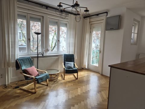 Eladó Lakás 1032 Budapest 3. kerület , Zápor utca