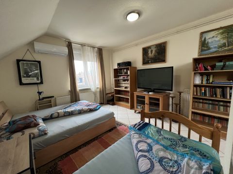 Eladó Ház 2085 Pilisvörösvár Pilisvörösvár központjában