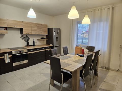 Eladó Ház 9082 Nyúl 