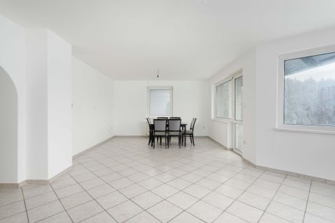 Eladó Ház 9222 Hegyeshalom Akácfa utca közelében