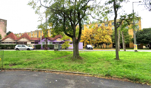 Eladó Üzlethelyiség 2510 Dorog 