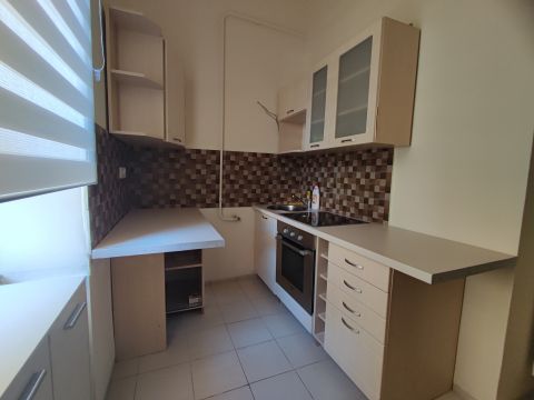 Kiadó Lakás 7621 Pécs 