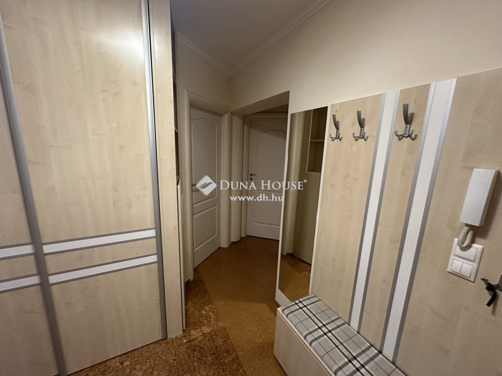 4032 Debrecen , Eladó Lakás garázzsal az Úrrétjén — 1/20