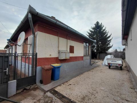 Eladó Ház 5126 Jászfényszaru 5126 Jászfényszaru, Központhoz közel