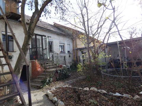 Eladó Lakás 7624 Pécs 