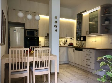 Eladó Lakás 1082 Budapest 8. kerület , Kisfaludy utca