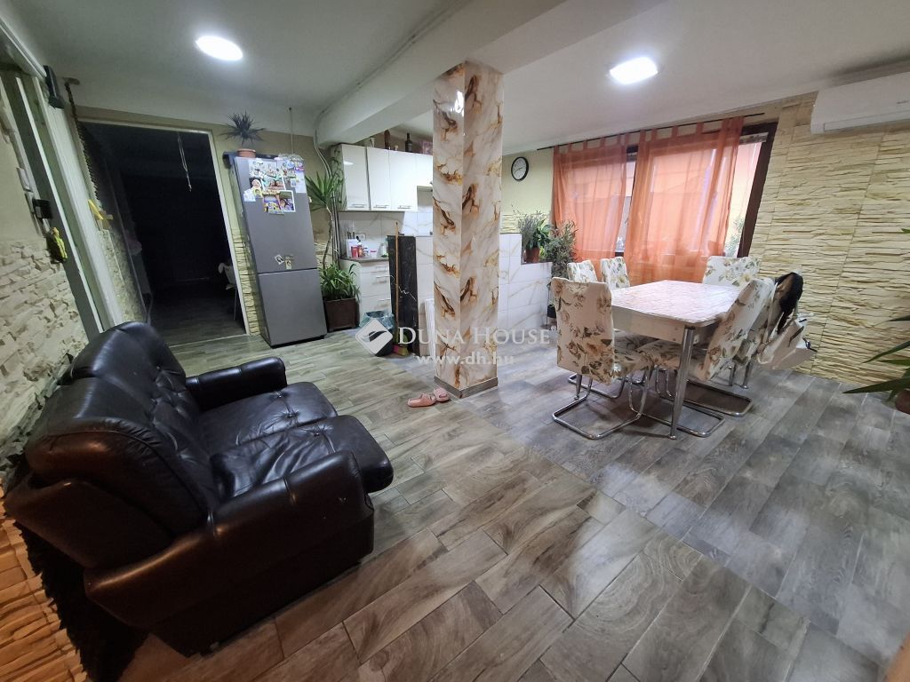 6100 Kiskunfélegyháza , Nappali + 3 szobás a Kossuth utca mellett — 1/16