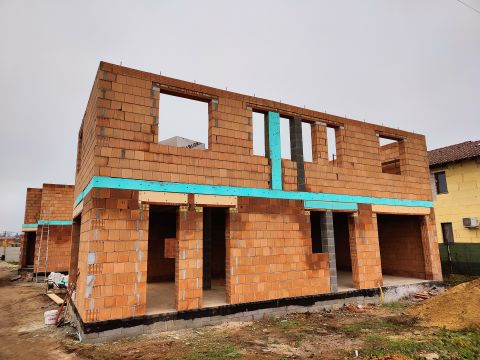 Eladó Ház 1182 Budapest 18. kerület , Almáskert részén újépítésű kétszintes családiház eladó!