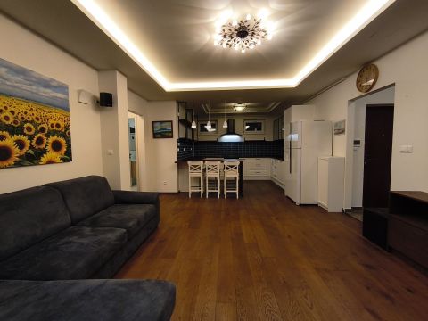 Eladó Lakás 2100 Gödöllő 