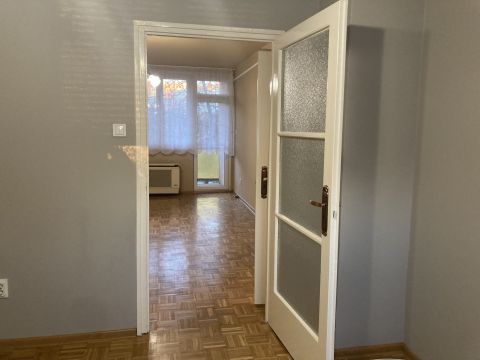 Eladó Lakás 6100 Kiskunfélegyháza Jó állapotú 2 szobás, erkélyes lakás ELADÓ Kiskunfélegyházán