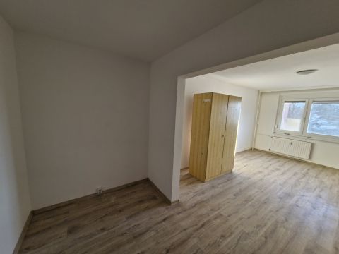 Kiadó Lakás 2900 Komárom 