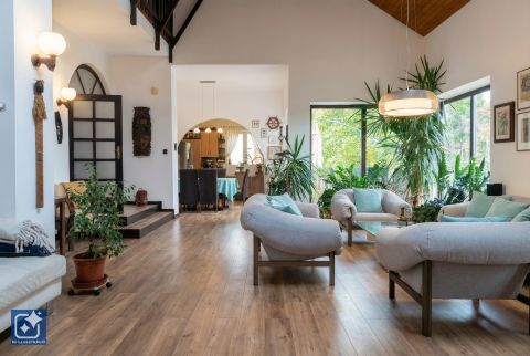 Eladó Ház 8800 Nagykanizsa Belvárosi, egyedi belső terekkel rendelkező családiház