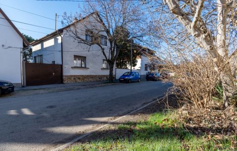 Eladó Ház 8000 Székesfehérvár 