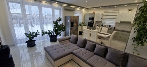 Eladó Ház 4271 Mikepércs 