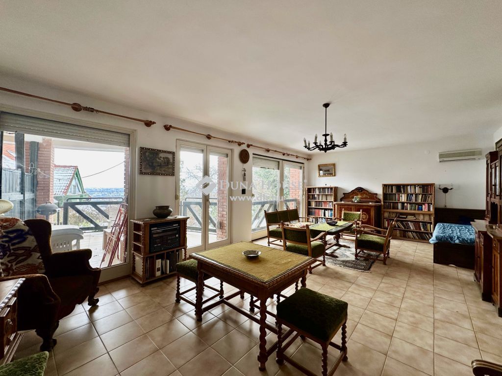7635 Pécs , Mecsekoldal — 1/17