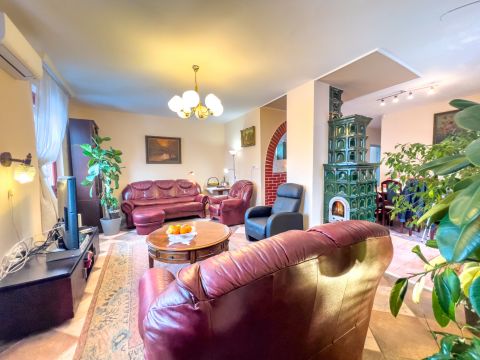 Eladó Ház 2051 Biatorbágy 