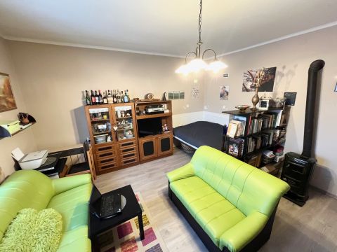 Eladó Ház 8093 Lovasberény , Lovasberény központ