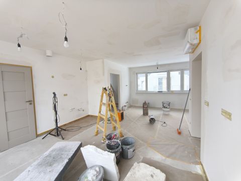 Eladó Lakás 6000 Kecskemét Kertkapcsolatos belvárosi társasházi lakások