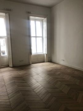 Eladó Lakás 1051 Budapest 5. kerület 