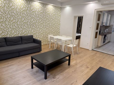 Eladó Lakás 1073 Budapest 7. kerület 