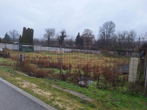 Eladó Telek 2544 Neszmély Duna közelében