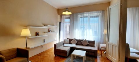 Kiadó Lakás 1054 Budapest 5. kerület , Erkélyes, napfényes lakás a Parlament közelében