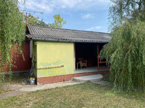 Eladó Ház 5400 Mezőtúr , 5400 Mezőtúr, üdülőövezeti