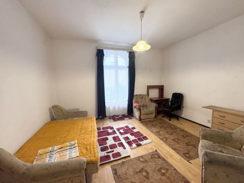 Eladó Lakás 1149 Budapest 14. kerület 