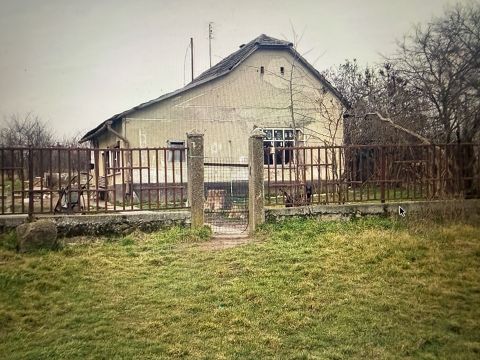 Eladó Ház 2431 Perkáta , rózsa utca