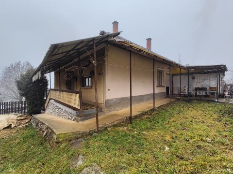 Eladó Ház 3761 Szin 