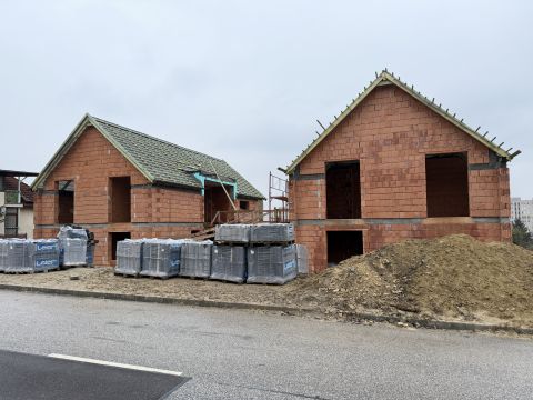 Eladó Lakás 1038 Budapest 3. kerület 