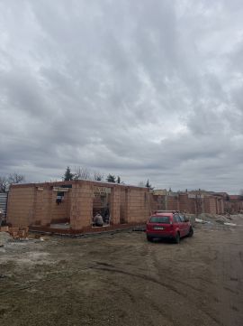 Eladó Ház 2220 Vecsés , Vecsésen barátságos környéken, mindenhez közel