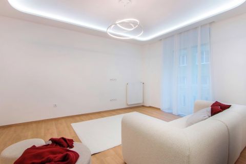 Eladó Lakás 1055 Budapest 5. kerület Lipótvárosban a Honvéd tér mellett