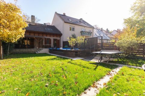 Eladó Ház 1142 Budapest 14. kerület 