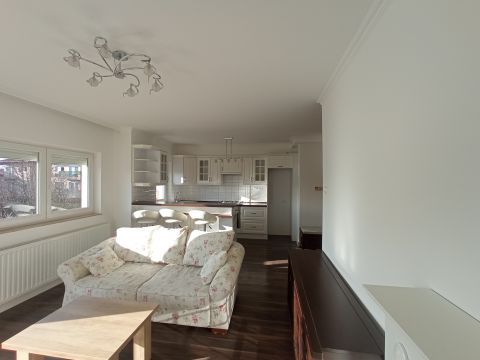 Kiadó Lakás 2051 Biatorbágy 