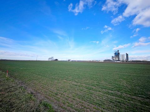 Eladó Ipari 9900 Körmend , ADA bútorgyár mögötti terület, M80-as autóút leágazójánál