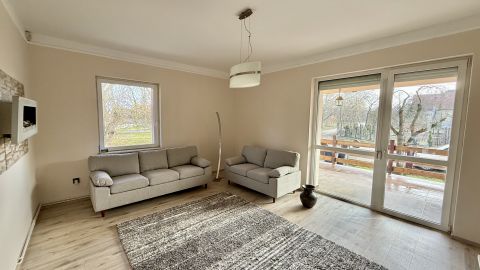 Eladó Ház 1171 Budapest 17. kerület XVII. kerület csendes kertvárosi részén családi ház 