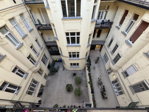 Eladó Lakás 1052 Budapest 5. kerület Belvárosi garzonlakások a Deák Ferenc tér mellett