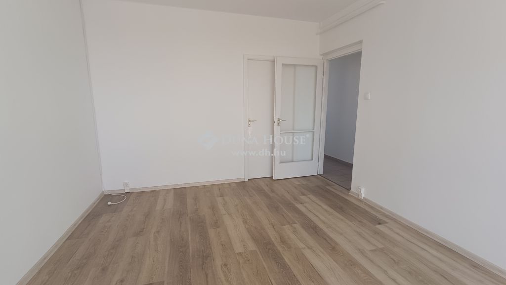 6000 Kecskemét , Széchenyivárosban nagy jó lokáció — 1/18